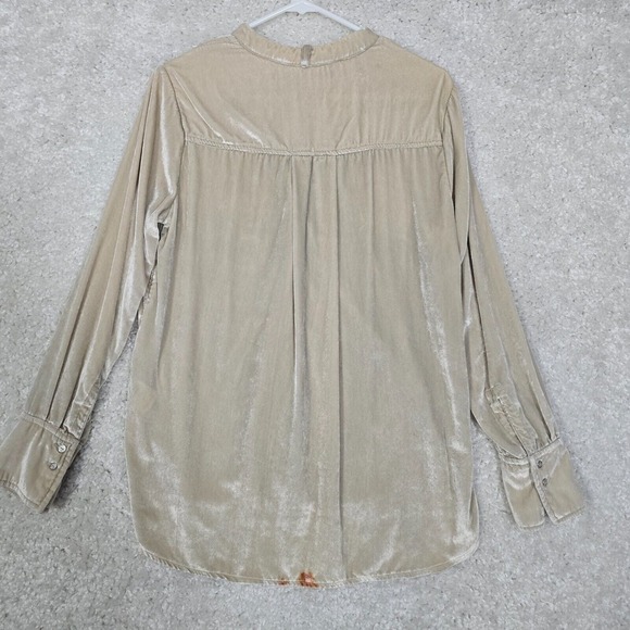 Maeve Womens Crushed Velvet Shirt Size 6 Beige Button Up Long Sleeve V Neck READ - Picture 8 of 14
